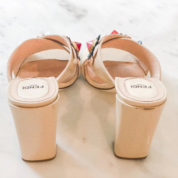 FENDI HEELS - Picture 3 of 4